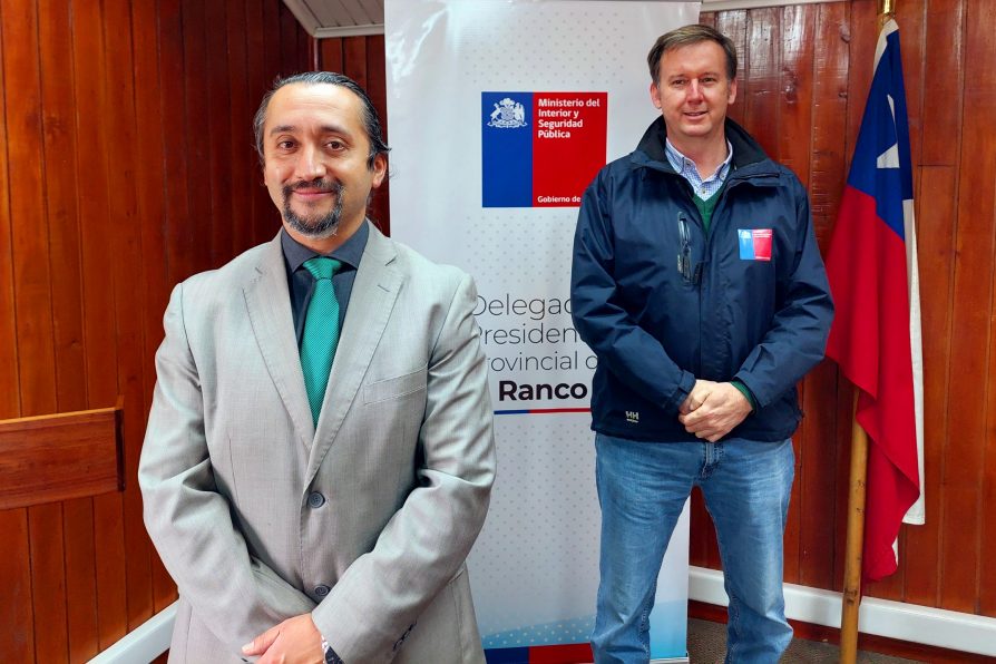 <strong>Delegado Presidencial del Ranco y director de ONEMI coordinan plan para prevención de emergencias</strong>