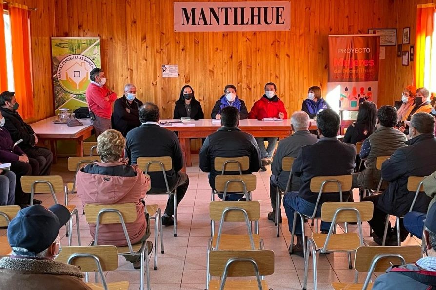 Provechoso encuentro comunitario se realizó en Mantilhue