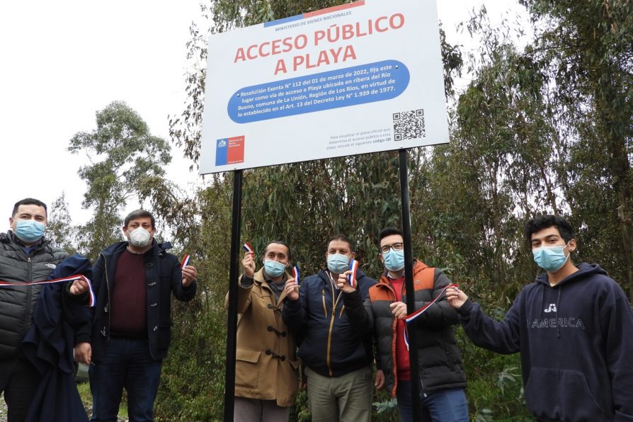 La Unión: Delegado Presidencial del Ranco y Seremi de Bienes Nacionales inauguran nuevo acceso a playa en ribera del río Bueno