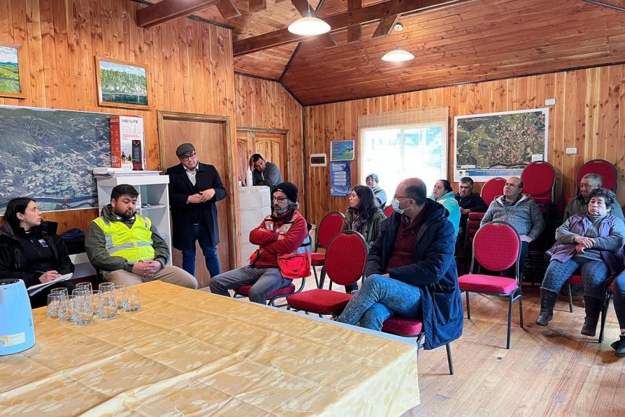 Delegación del Ranco en terreno: equipo asiste en compañía de diputado Marcos Ilabaca a sector Mashue en comuna de La Unión