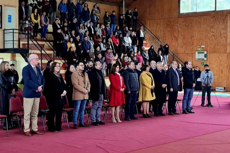 Delegado Presidencial del Ranco Alejandro Reyes participa en titulación de estudiantes de Liceo Bicentenario de La Unión