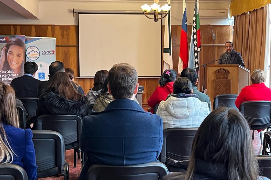 Delegado presidencial del Ranco Alejandro Reyes, asistió a “Encuentro con empresas agrícolas de temporada 2022-2023” junto al Seremi del Trabajo Rodrigo Leiva, Municipalidad de La Unión y su alcalde Andrés Reinoso, Sence Los Ríos y Red OMIL Cuenca del Ranco.