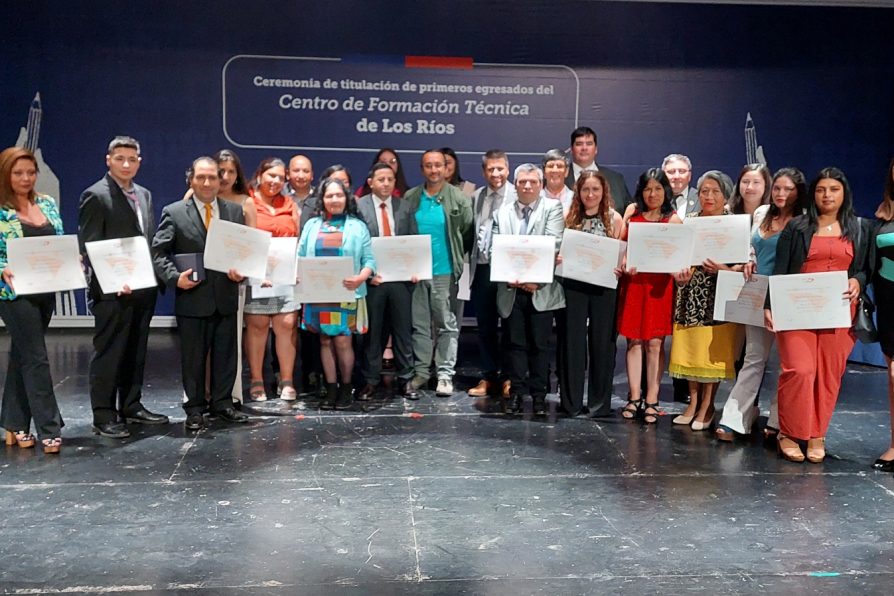 <strong>Realizan titulación de estudiantes del CFT Los Ríos</strong>