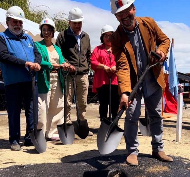 <strong>Ministro MOP Juan Carlos García, visita provincia del Ranco y da inicio a importante obra de borde lacustre</strong>