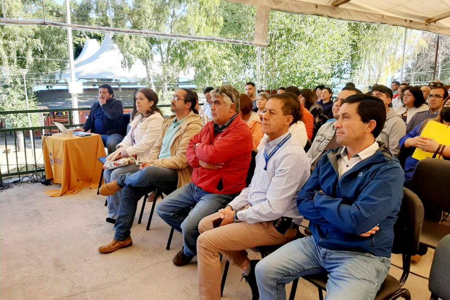 <strong>Más de 100 asistentes reportó encuentro comunal de Comités de APR de Lago Ranco</strong>