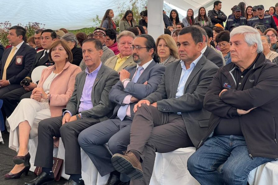 Delegado provincial en Aniversario 82 de Lago Ranco: “en este acto se ha puesto en valor el tesoro vivo, que son las personas, y son ellos y ellas quienes nos motivan a seguir construyendo futuro”