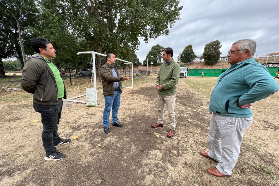 <strong>Delegado del Ranco Alejandro Reyes visita a dirigentes deportivos que adjudicaron Fondo Presidente de la República</strong>