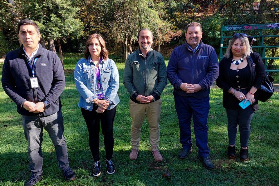 Destacan nueva entrega de apoyos agrícolas a familias campesinas de Indap