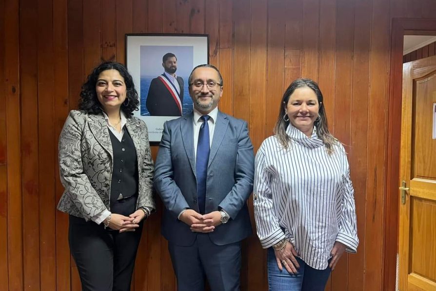 Fiscal Regional Tatiana Esquivel se reúne en La Unión con delegado del Ranco y participa en Comité Policial Regional en Valdivia