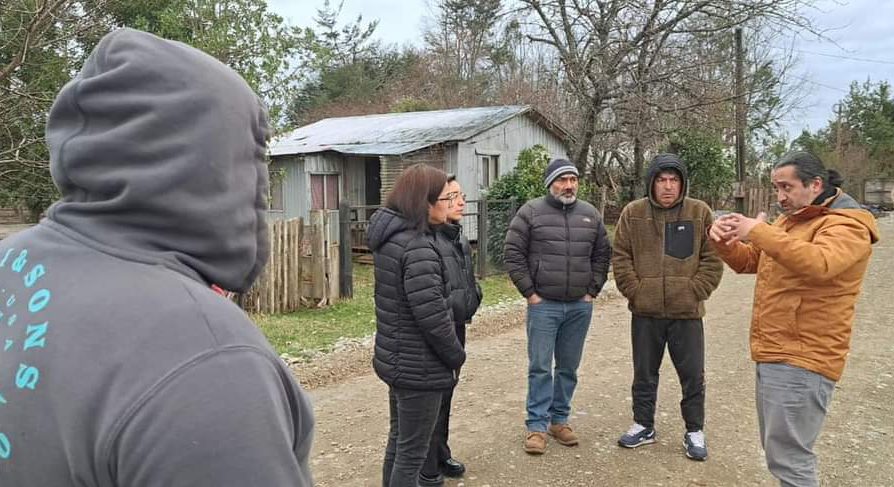 Fin de semana en Terreno: delegado del Ranco visita más de 10 localidades y rutas inter-rurales de Futrono para dialogar con familias afectadas por suministro eléctrico