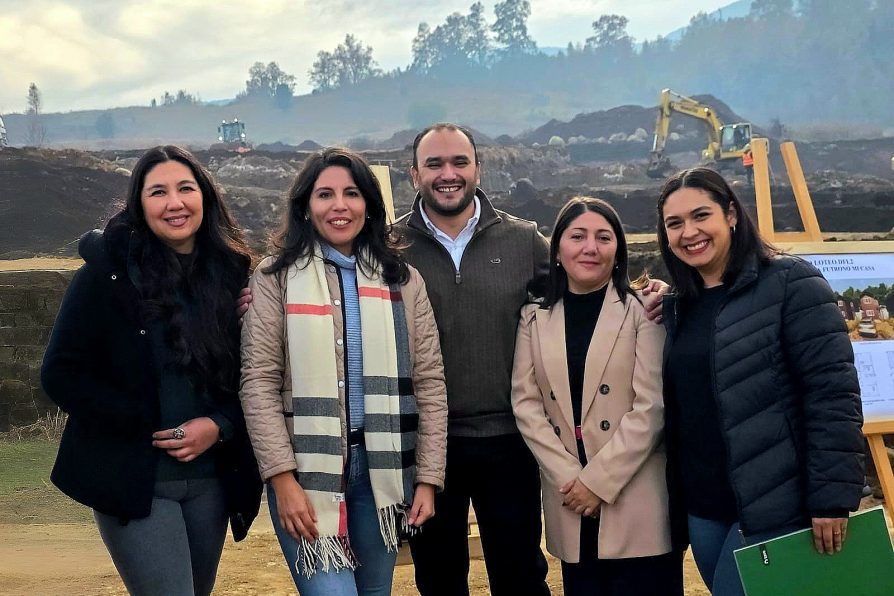 Dirigentas destacan apoyo y gestión conjunta para proyecto Futrono Mi Casa