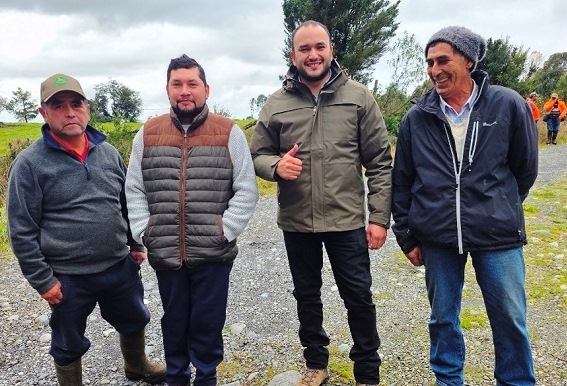 Tras alta demanda de postulación de cupones de gas, delegado coordinó operativos de ayuda en terreno para La Unión, Río Bueno y Futrono