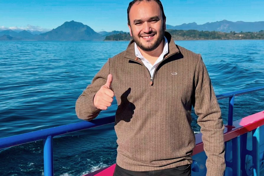 Tras 90 días sin operación, delegado Alex Valderrama reactiva servicio de bus subsidiado para isla Huapi
