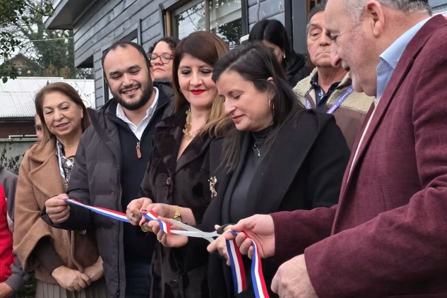 Delegado del Ranco, alcalde de La Unión y seremi ponen en marcha nuevo albergue para personas en situación de calle