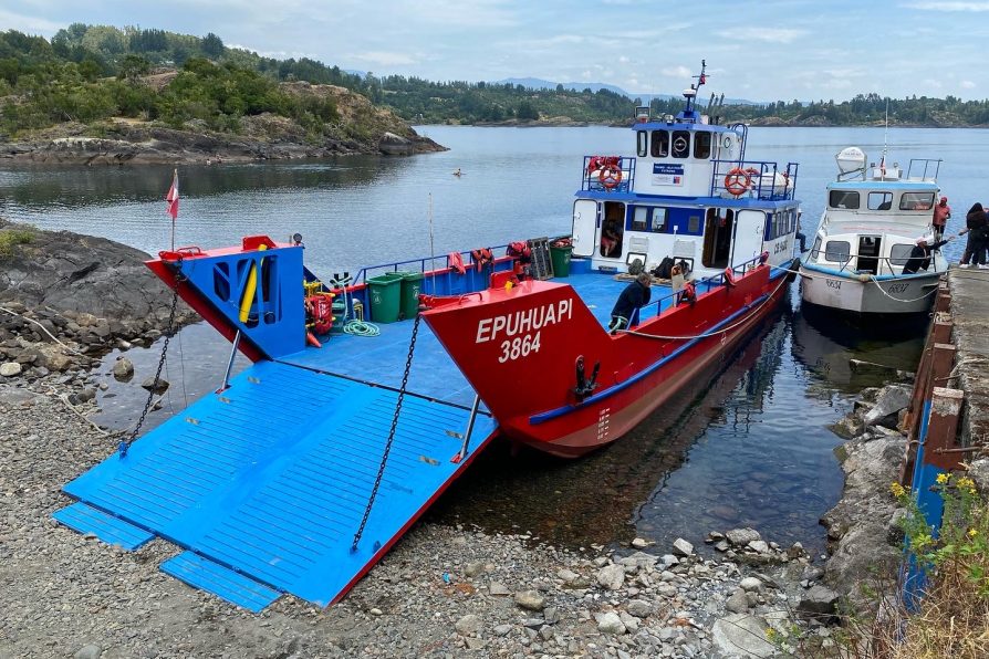 MOP recibe Toma de Razón de Contraloría para iniciar construcción de segunda barcaza para la conexión Futrono-Isla Huapi
